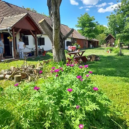 Ferienhaus Harmat Porta